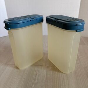 Vintage Tupperware Modular Mates Spice Shakers Set of 2 Blue 5" Dual-Flip Lids